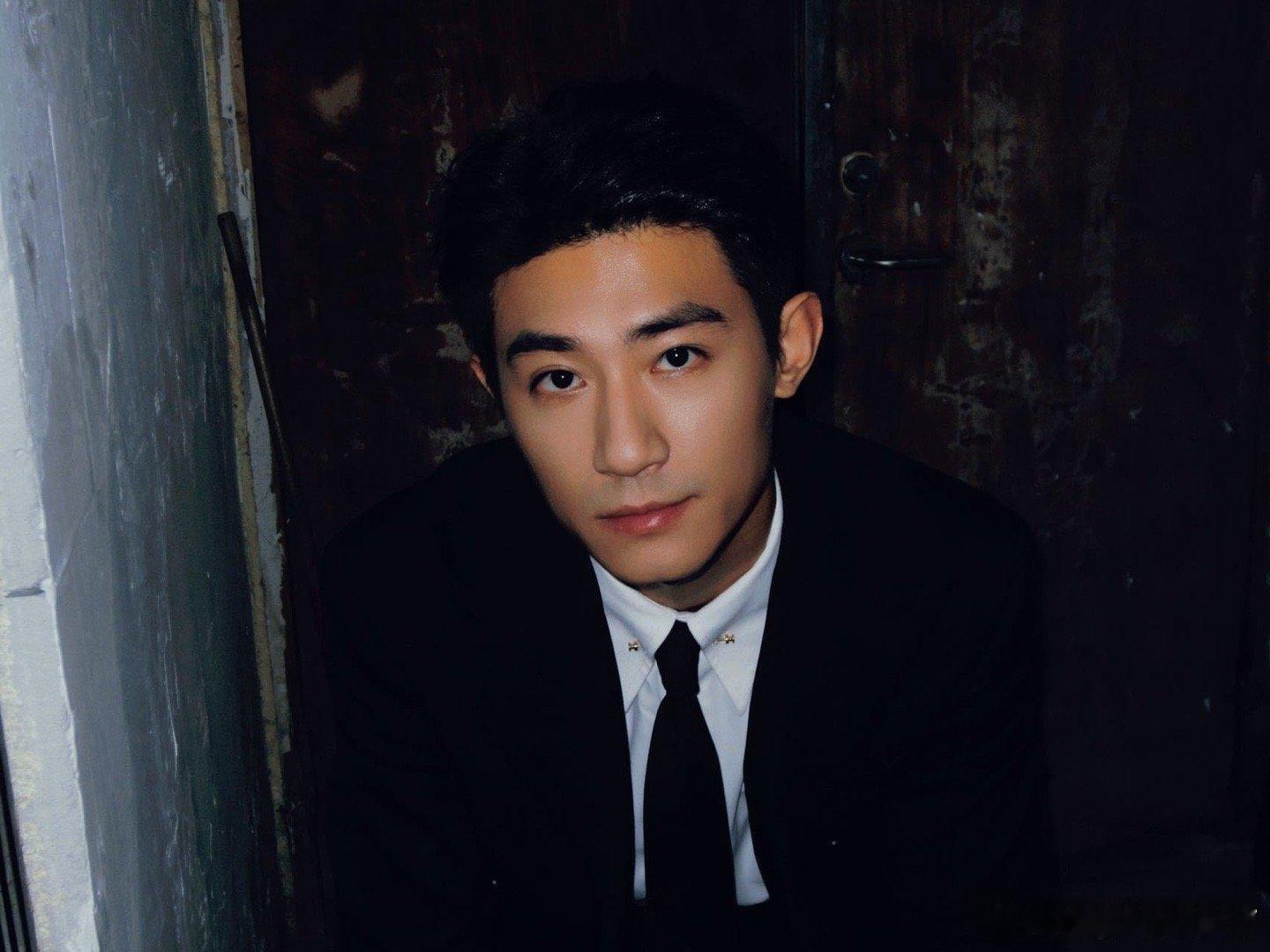 黑泽长剧短剧都是爆剧运 接接接！必须接住黑泽的爆剧运！演精英律师是行走的荷尔蒙，