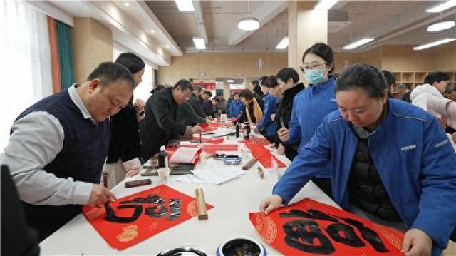 万福迎春送愉悦——万物生举办迎新春·送万福活动