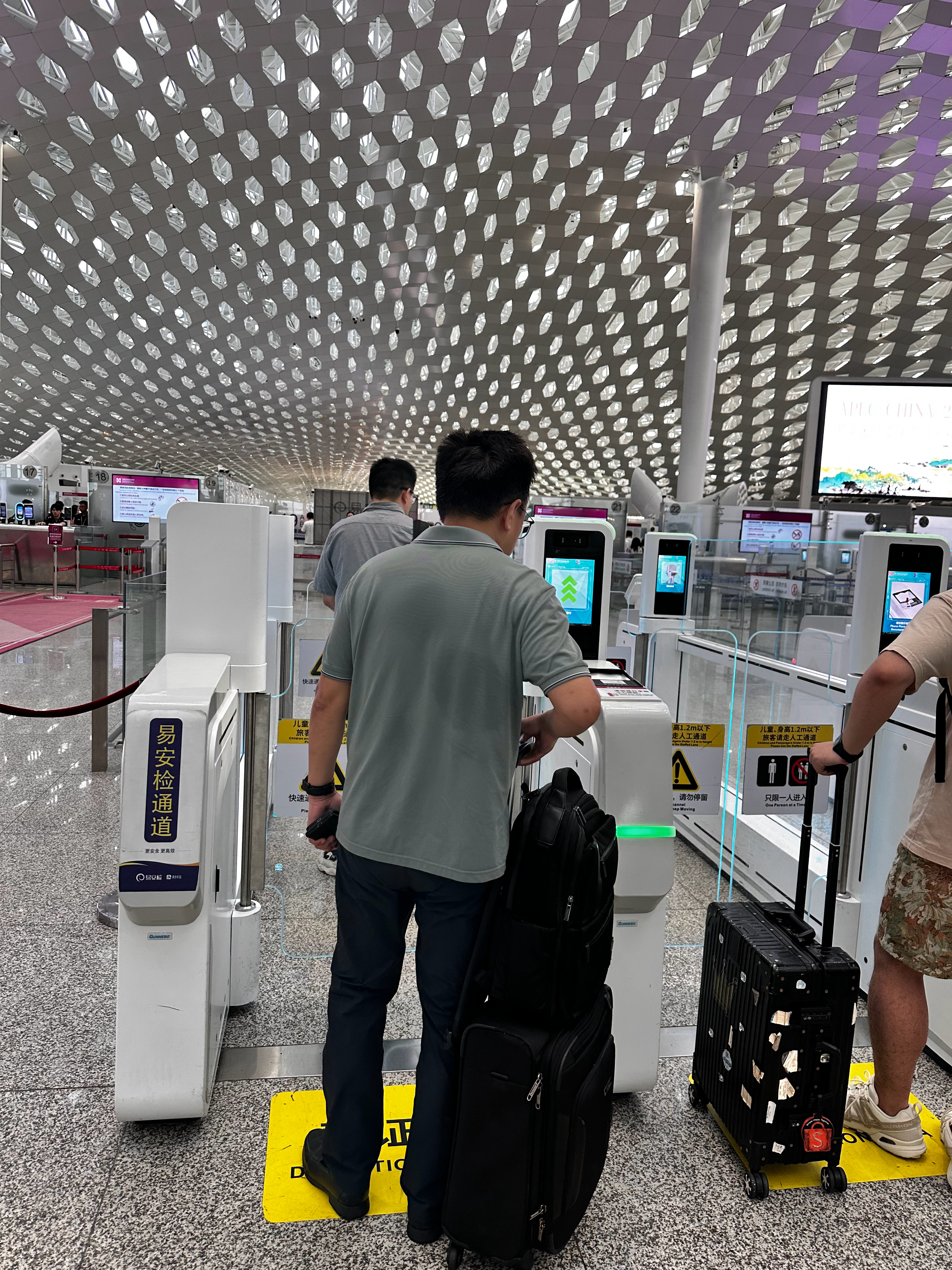 如果没有行李，那确实快 深圳·深圳宝安国际机场