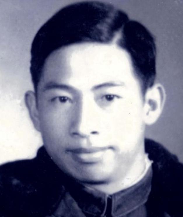 1956年，中南大学学生王明健在毕业前一天，突然被两名没有任何军衔与职务的神秘军