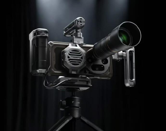 增距镜手机买和租哪个更划算 若是常扫街、每周都拍摄 刚需长焦高清画质 又热衷研究