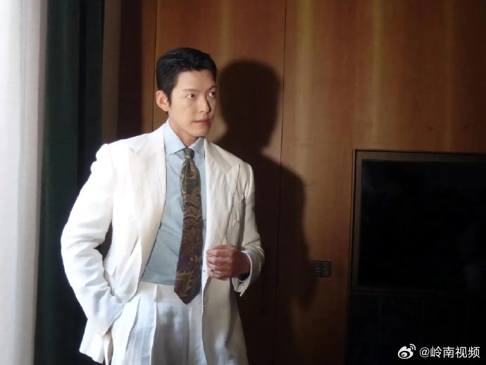 金宇彬正宗老钱味 金宇彬成熟男人独有的韵味，结婚了之后确实很不一样了 金宇彬成熟