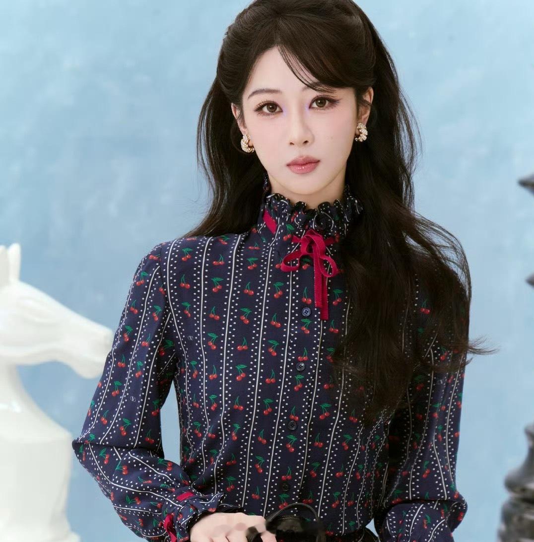 杨紫美的好像洋娃娃[送花花] ​​​