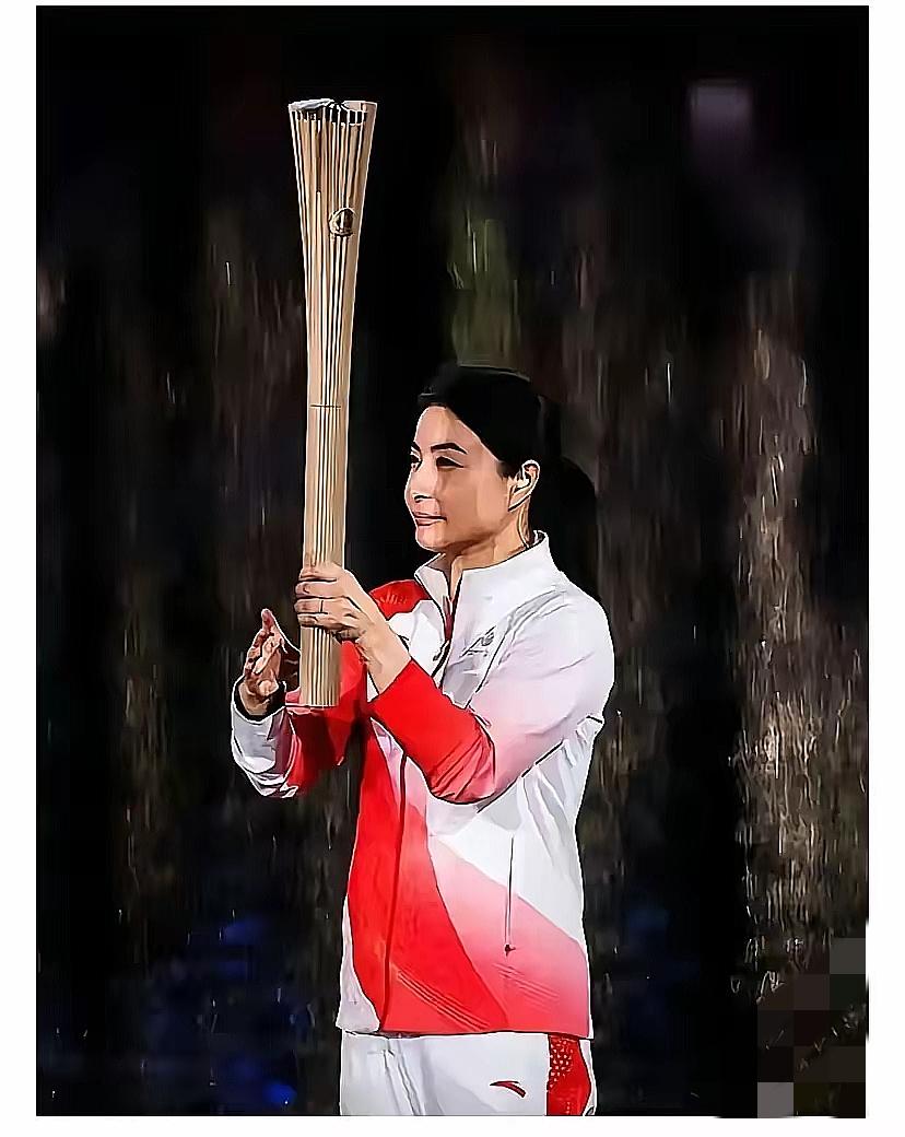 霍启刚那句“别娶闲着没事做的女人”，根本不是挑老婆，

而是点透了好婚姻的核心！