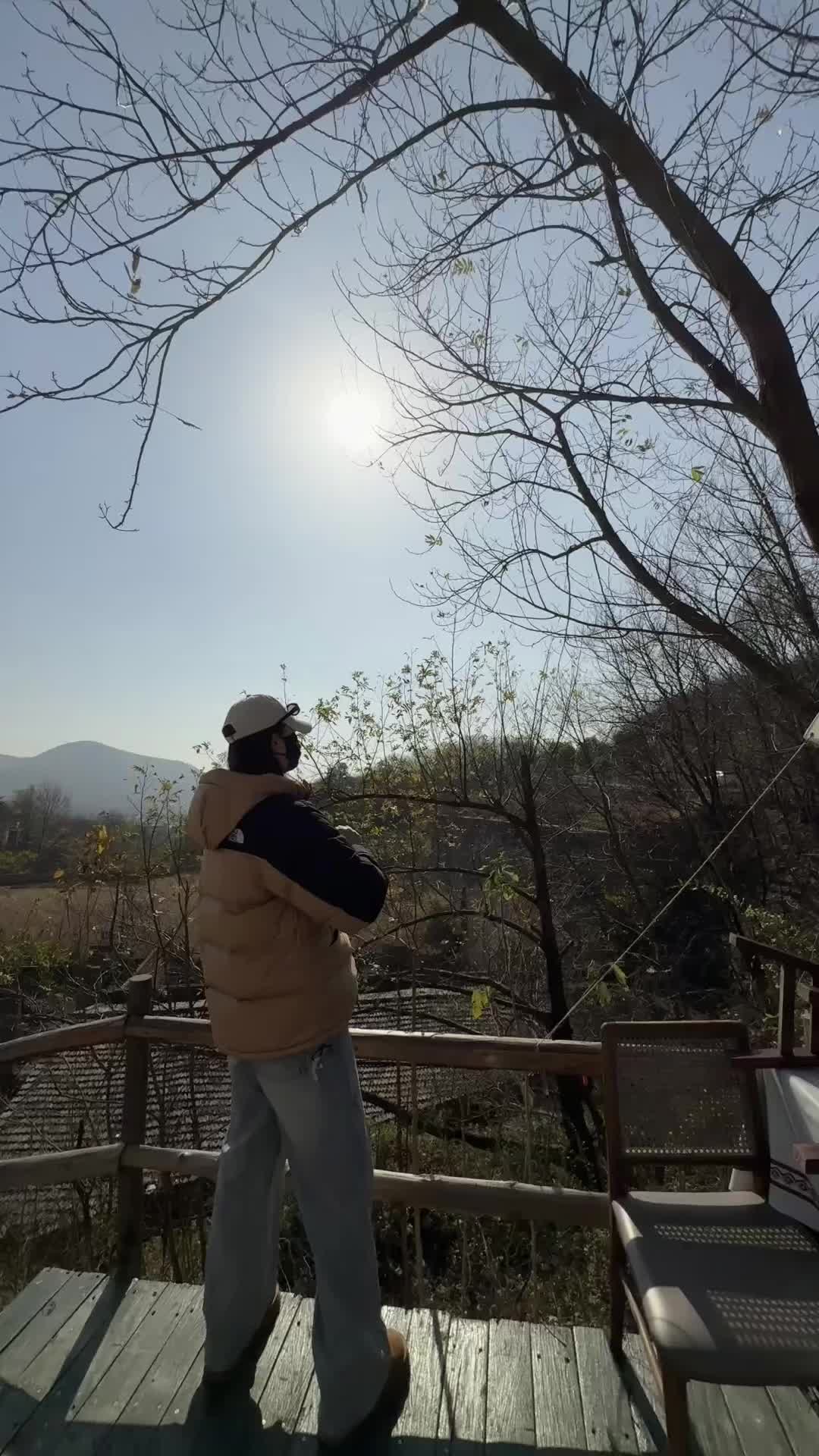 那就做个奇怪的人快乐一辈子