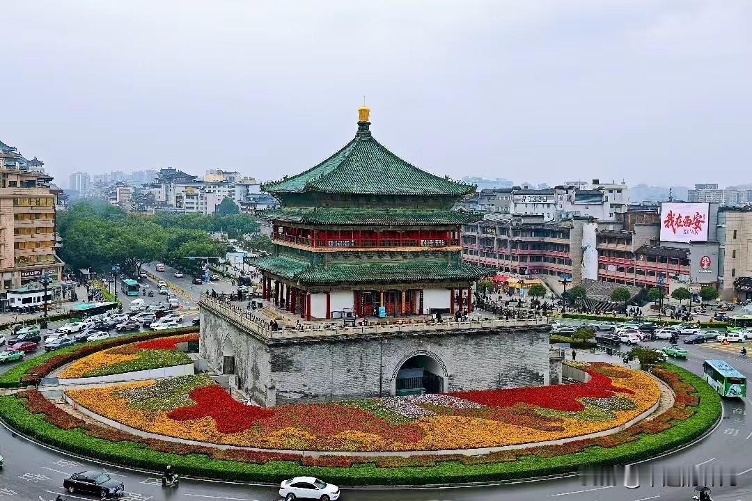 我总是瞌睡，
为啥呢？
我为啥总是瞌睡，
看电影经常会睡着，
把电影看成了两段，