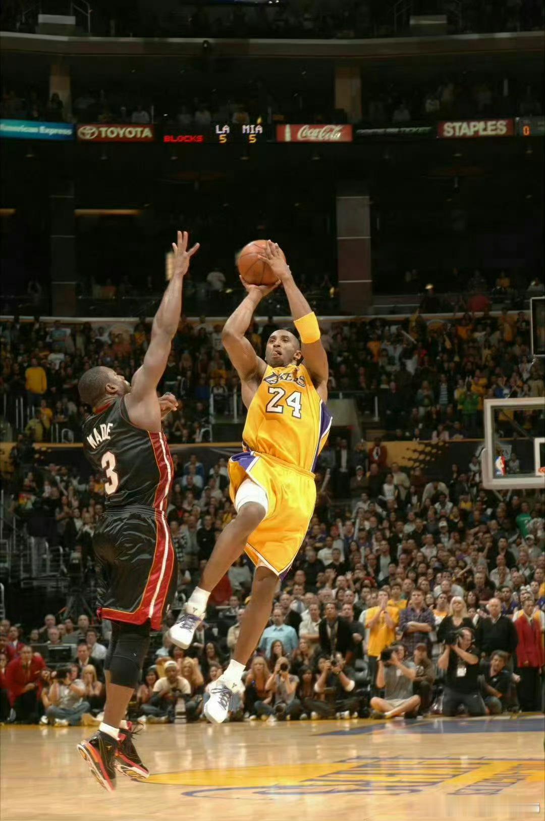 202520252025很多人都在等待奇迹，但有些人却会自己创造奇迹❤️科比退役