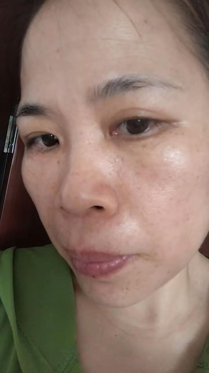  美颜看多了差点忘了自己长啥样，暴露我的普通人颜值