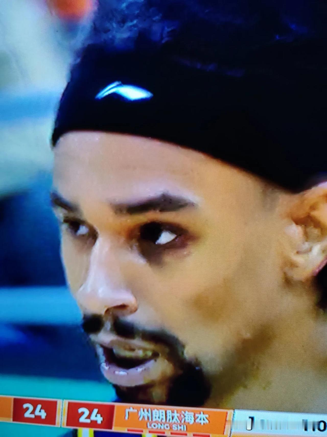 广东德比虽精彩，只是外援打天下！这场广东男篮如果没有奎因30分和萨姆纳20分，萨