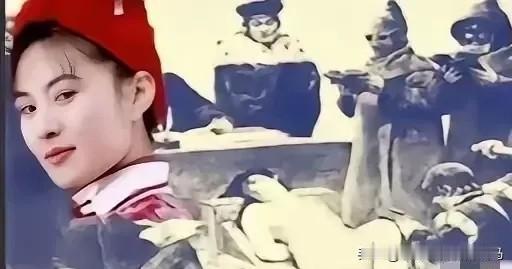 1900年，“黄莲圣母icon”不幸被八国联军icon抓获，联军对她所谓的“法术