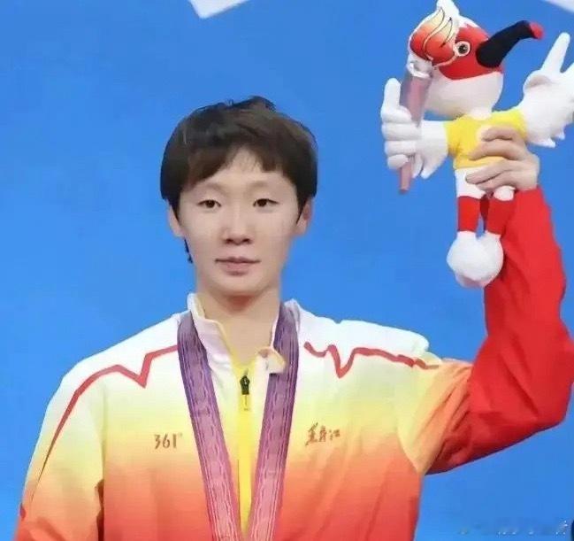 王曼昱全运会单项大满贯王曼昱全运会单项大满贯，王曼昱是现役唯一女子全运会单项全满