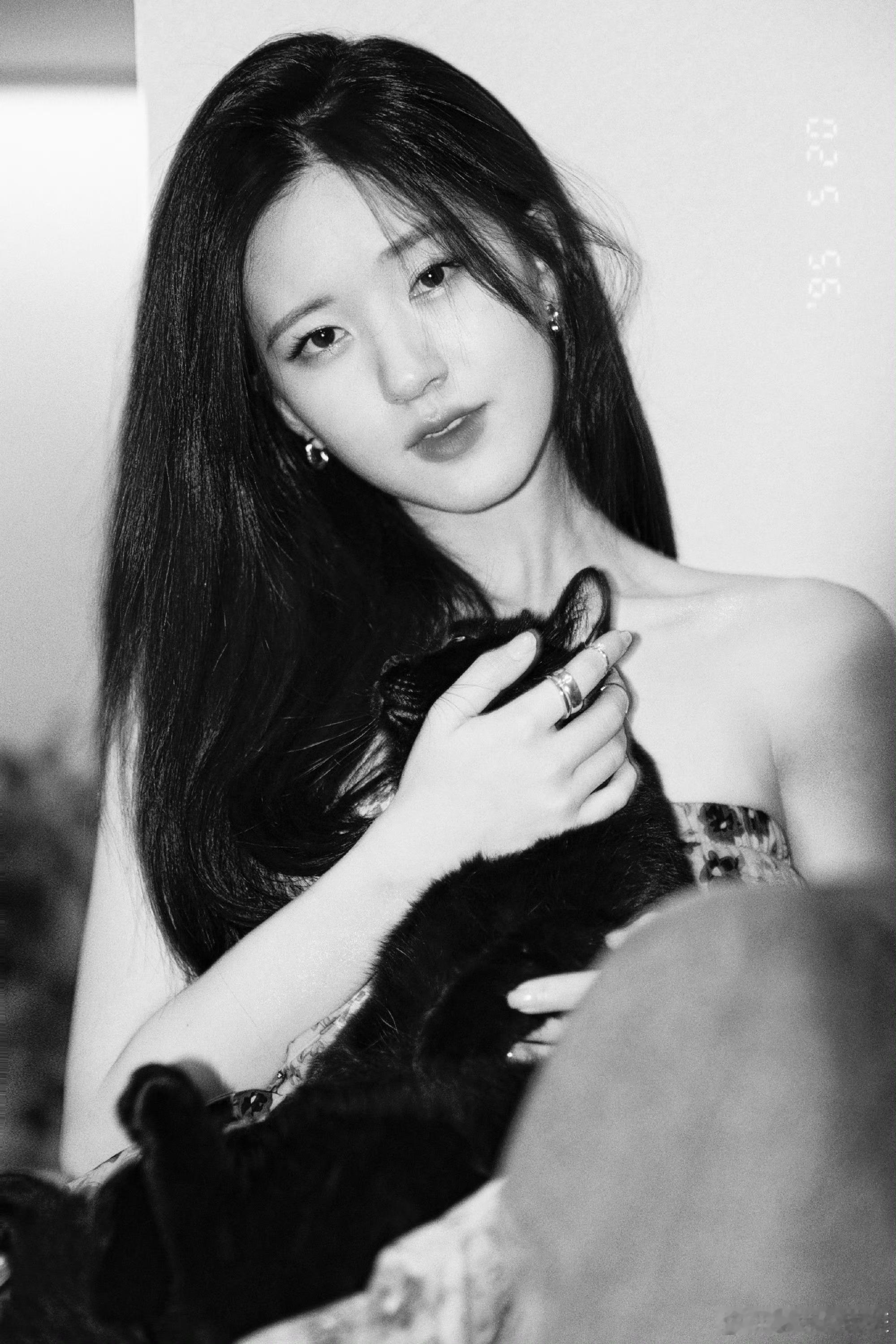 赵露思  酷girl😎 