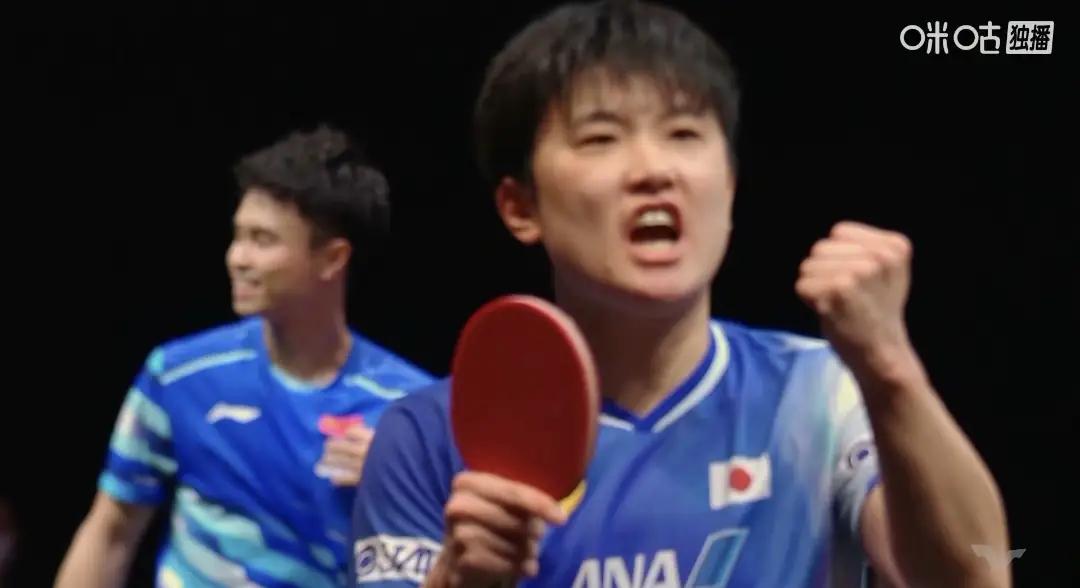 【周启豪无法阻挡张本智和】前三板被动、关键分心态波动，令周启豪陷入被动，1-3败