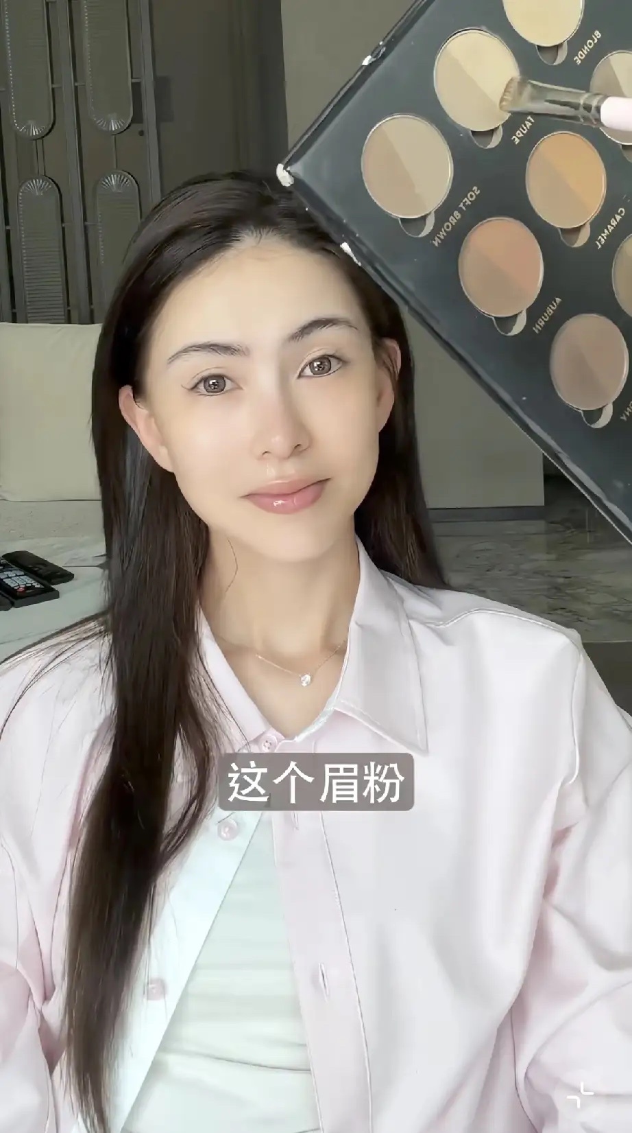 昆凌素颜化妆时的画面曝光，五官颜值变化太大了，估计周杰伦见到以后也不一定能认出来