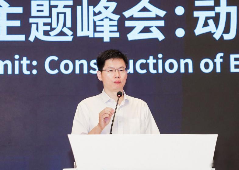 6月30日，动力电池产业创新联盟年度论坛举行，工信部官员马春生对外释放产业政策信