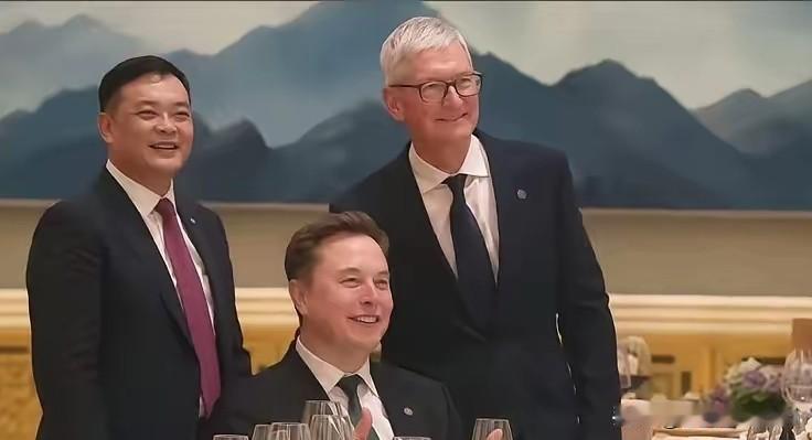 中方出席“中美晚宴”的企业安排。
一说：华为、BYD没参加，说明我们只安排“二流