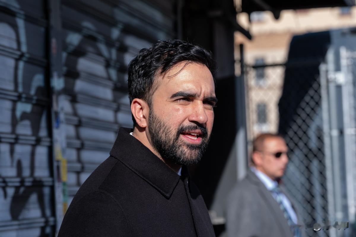 纽约市长允许流浪汉随意搭帐篷，纽约要遍地贫民窟了？
 
2025年12月5日，纽