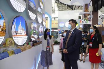 东博会展馆内新老面孔相遇相知，这是一次双向奔赴，并非偶然
第23届中国-东盟博览