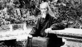 130个鬼子，全倒在他刀下。他抹一把脸上的血，提着卷刃的长刀，继续往前冲。没人认