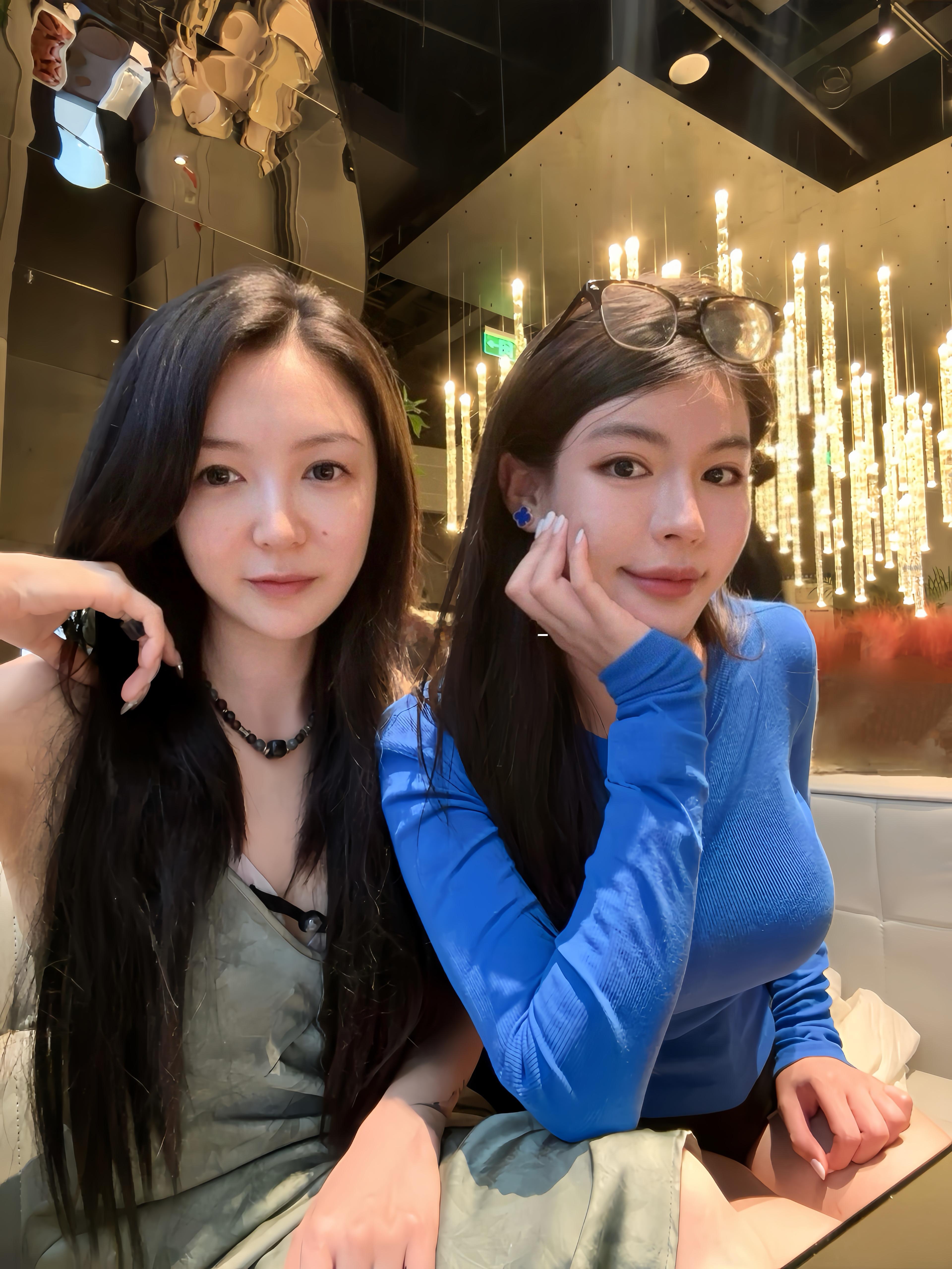 加油👭🏻随手拍遇见美好ootd ​​​