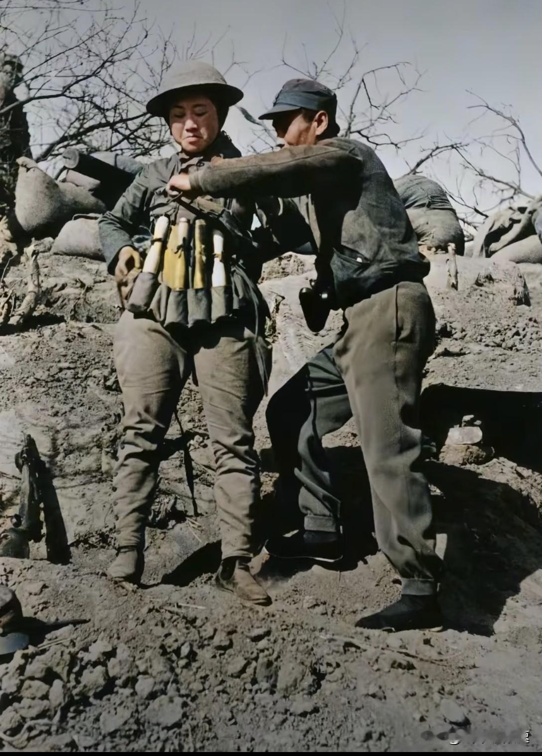 台儿庄敢死队，虽是摆拍但也弥足珍贵。从东三省到北平，再到整个华北平原，花园口决堤