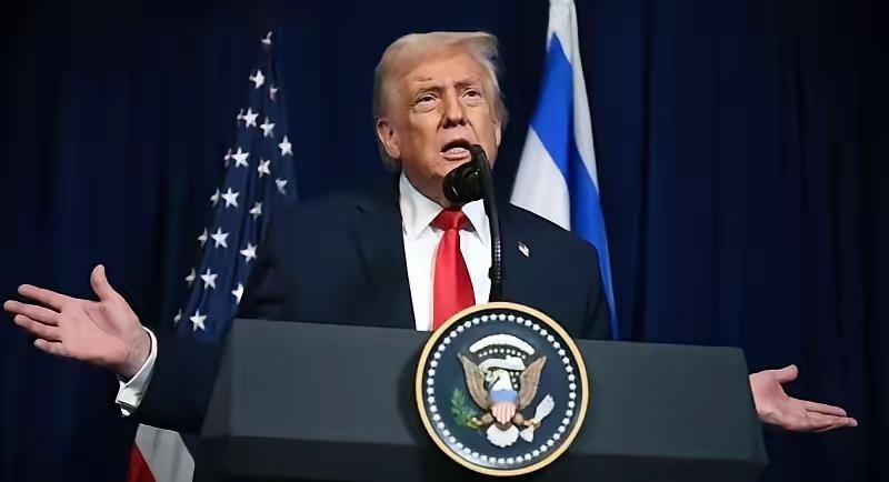 29日，美国总统特朗普对媒体表示，他对中国大陆围台军演一点都不担忧，大陆不会此时