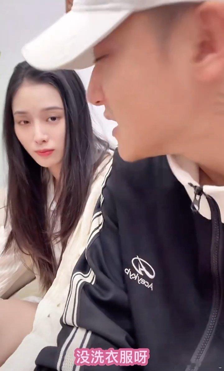徐艺洋问黄子韬是不是想蹭镜头超燃青春的合唱徐艺洋真的太勇了，敢当面拆穿黄子韬蹭镜