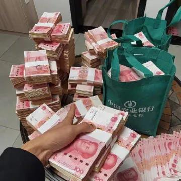 股市里的傻子:
股市里输掉身家的都是聪明人，赚到钱的都是傻子。赔不起钱的人，赚钱
