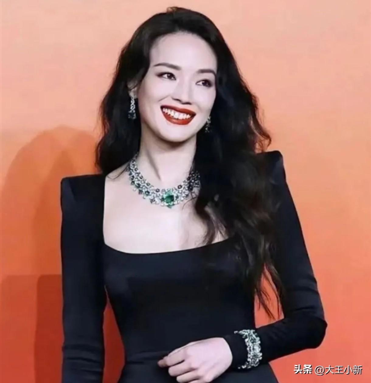 昨晚，雷军的朋友圈彻底炸了

不是因为小米又发布了什么黑科技，也不是因为造车有了