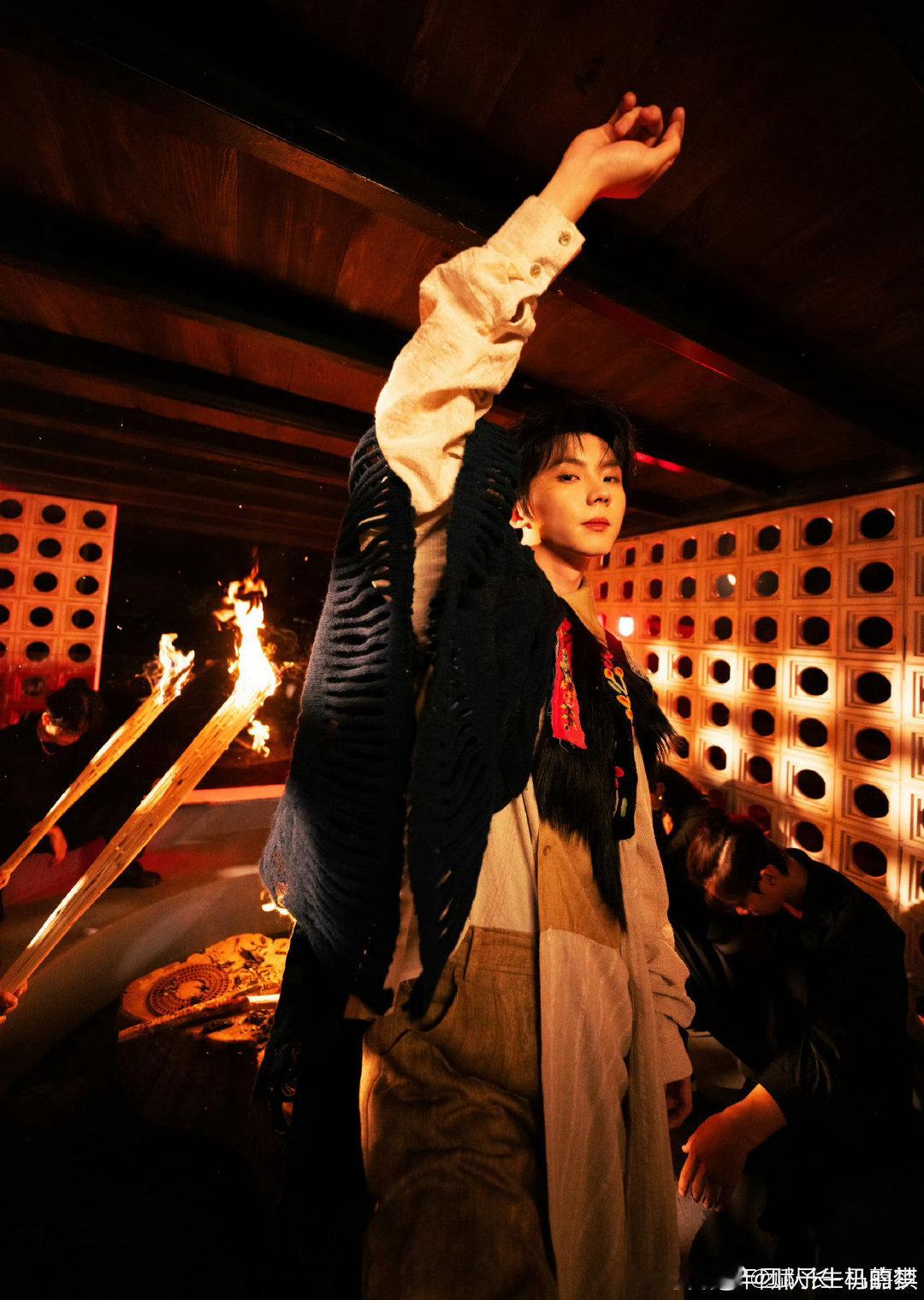 冰箱没有鸡蛋词曲都是马嘉祺 小马做得好！得知《冰箱没有鸡蛋》词曲全部出自马嘉祺，