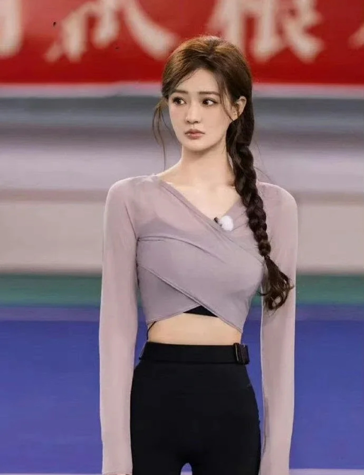 徐璐这身材宽肩窄腰太完美了吧！ ​​​