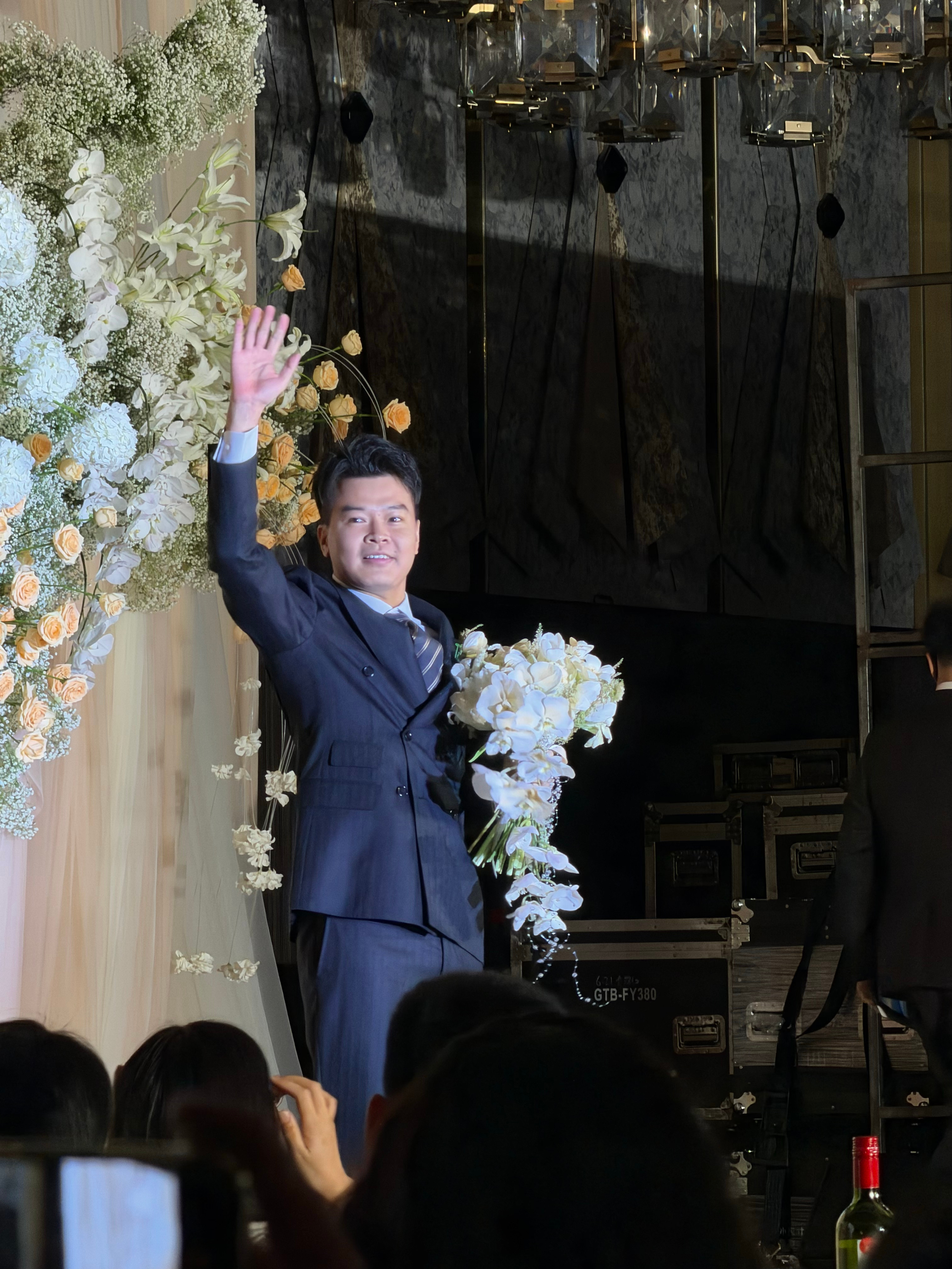 恭喜兄弟！美梦成真！  ​​​