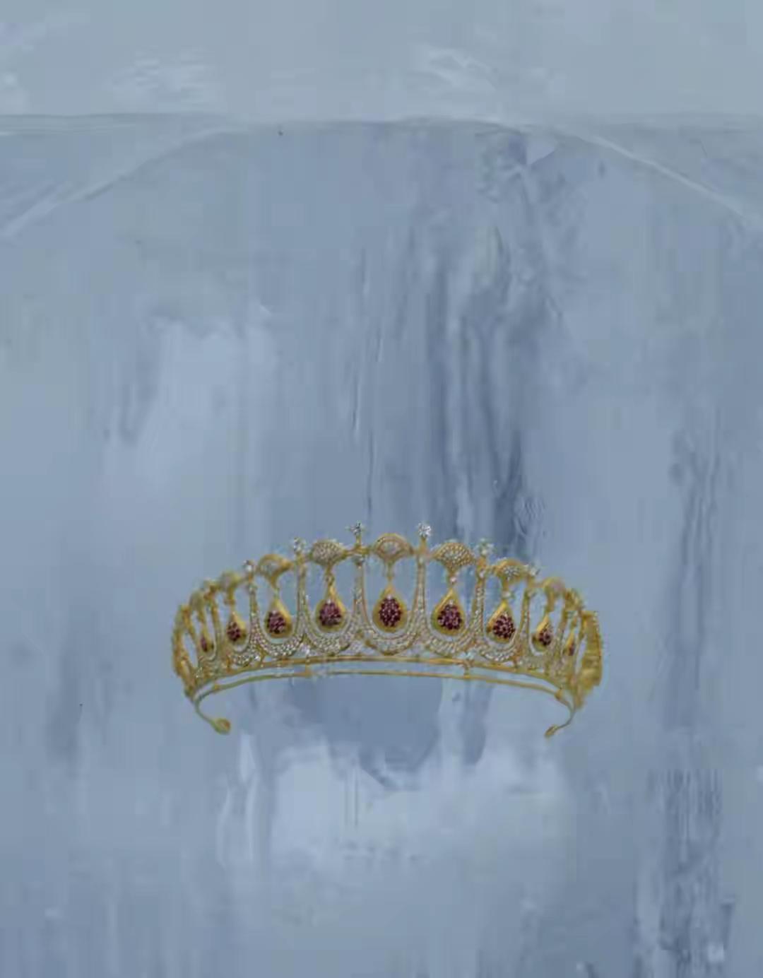 长白山冰心岛惊现百万黄金冰封王座！30元门票秒变冰雪女王，黑骑士列队高喊“恭迎陛