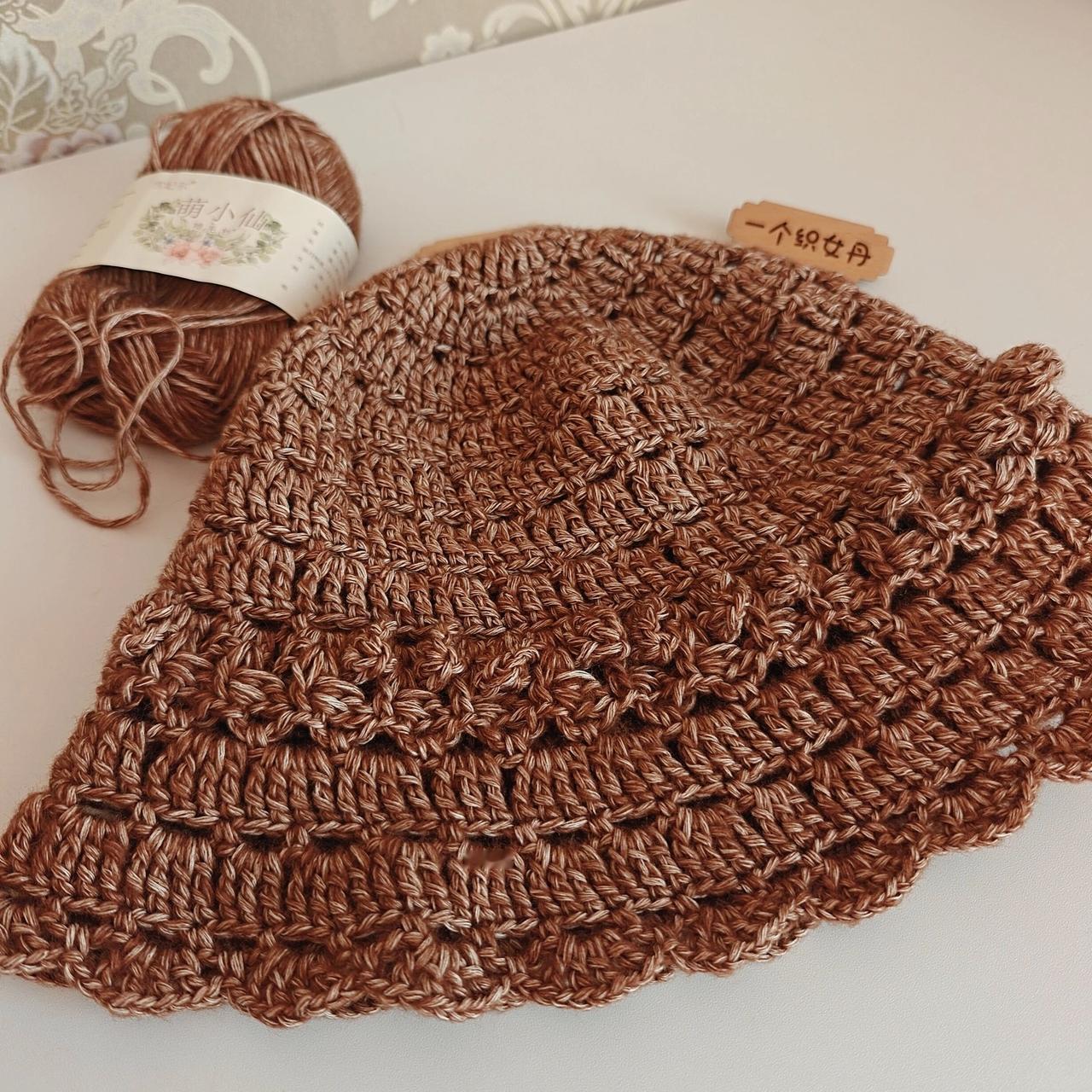 几款简单的钩针图解

虽然现在不钩了，看见喜欢的钩品还舍不得放弃。也许钩了四五年