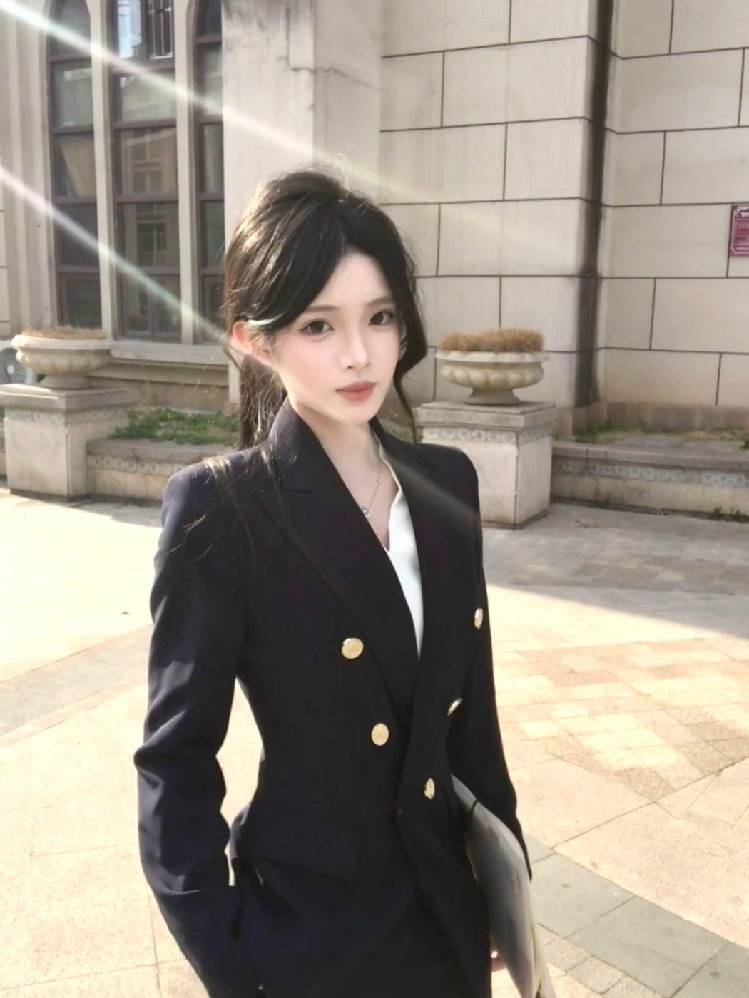 向命运低头不是一个漂亮的女人该有的做派
