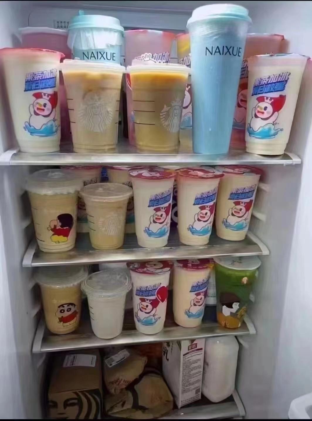 #奶茶价格集体跳水#有的品牌或者品类还是不太便宜，随便点一杯也要20多，加上配送