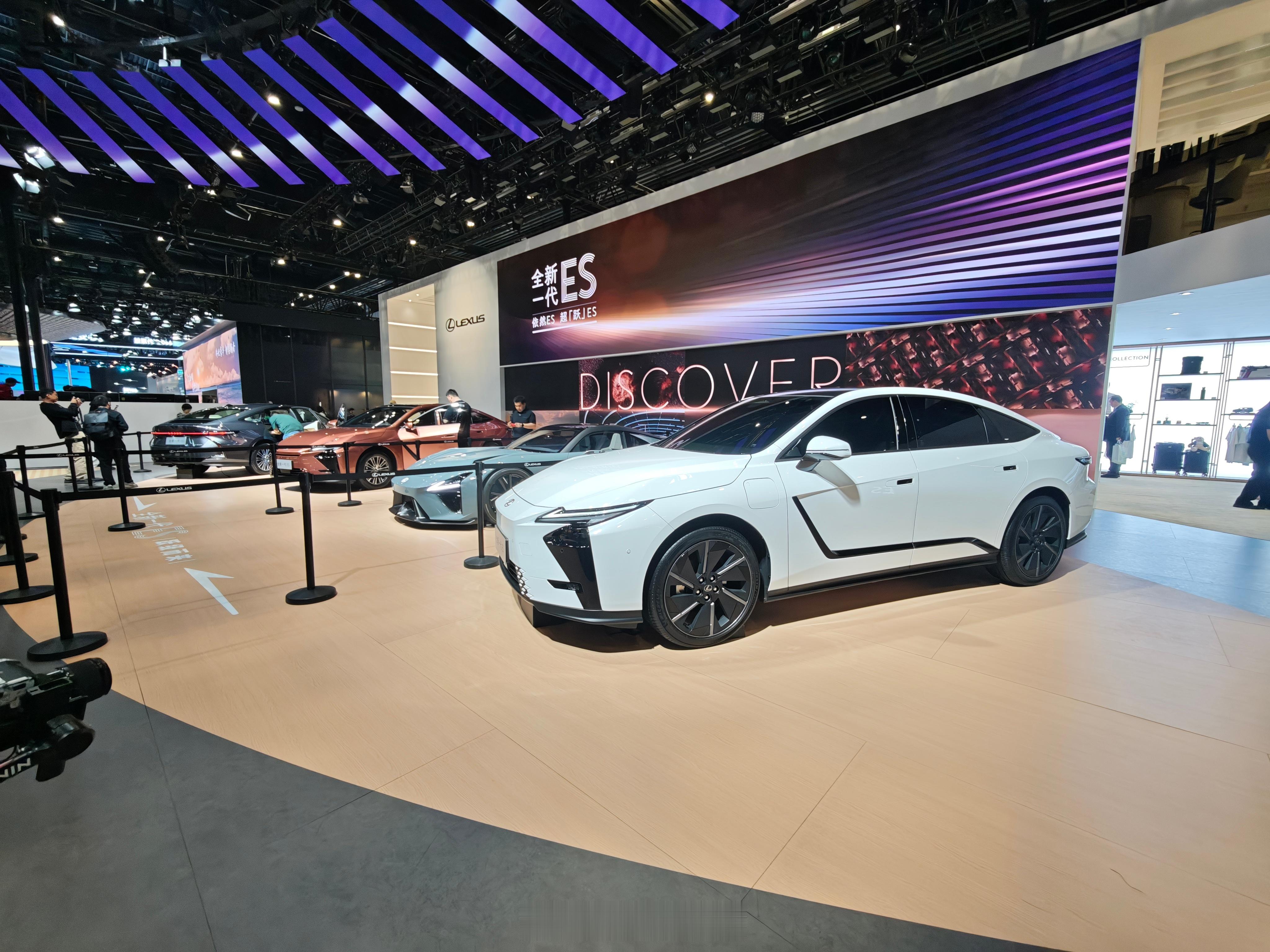 2026北京车展  雷克萨斯展台 全新一代ES正式上市，厂家建议零售价29.99