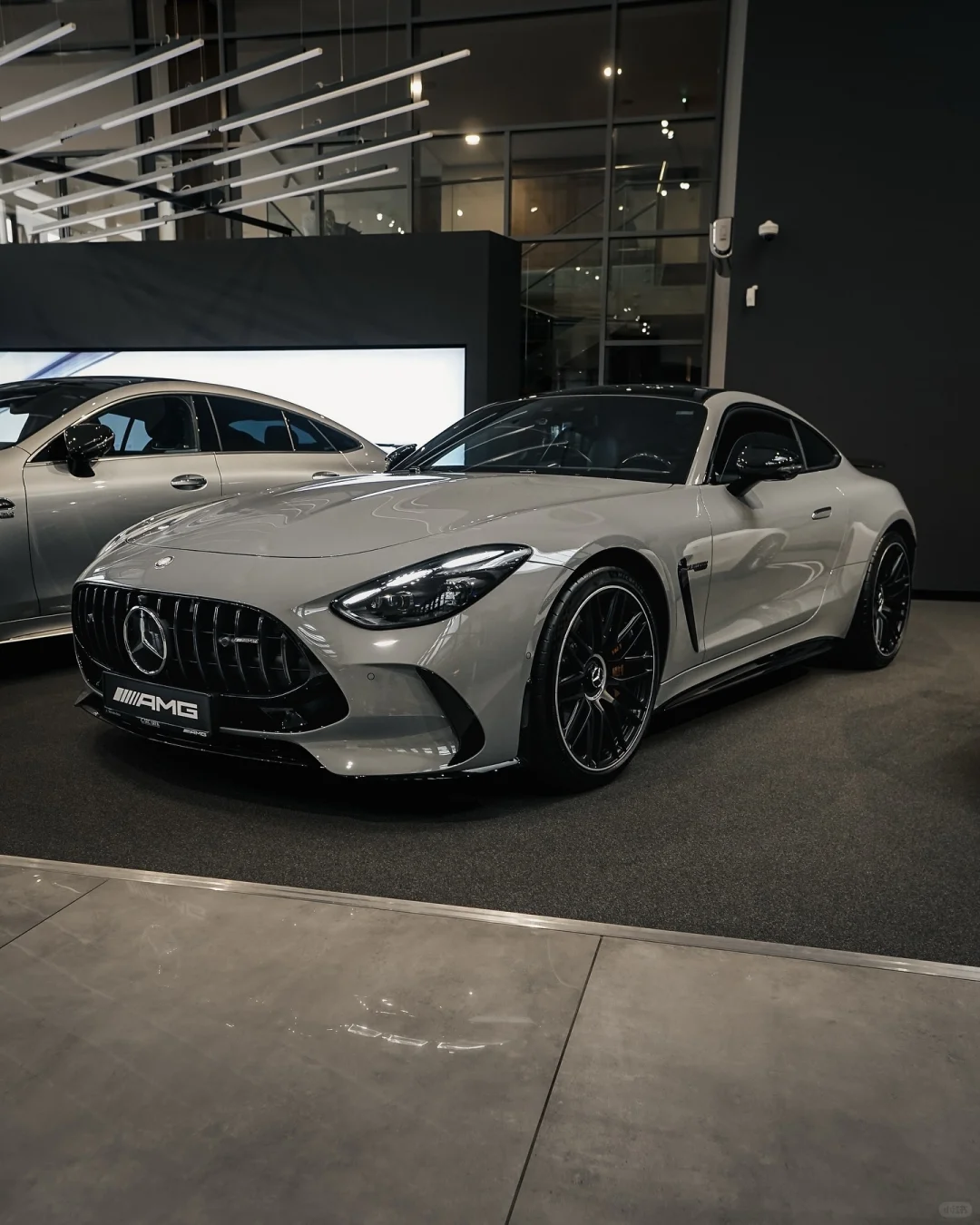 梅赛德斯-AMG GT 63 4MATIC+ Coupé