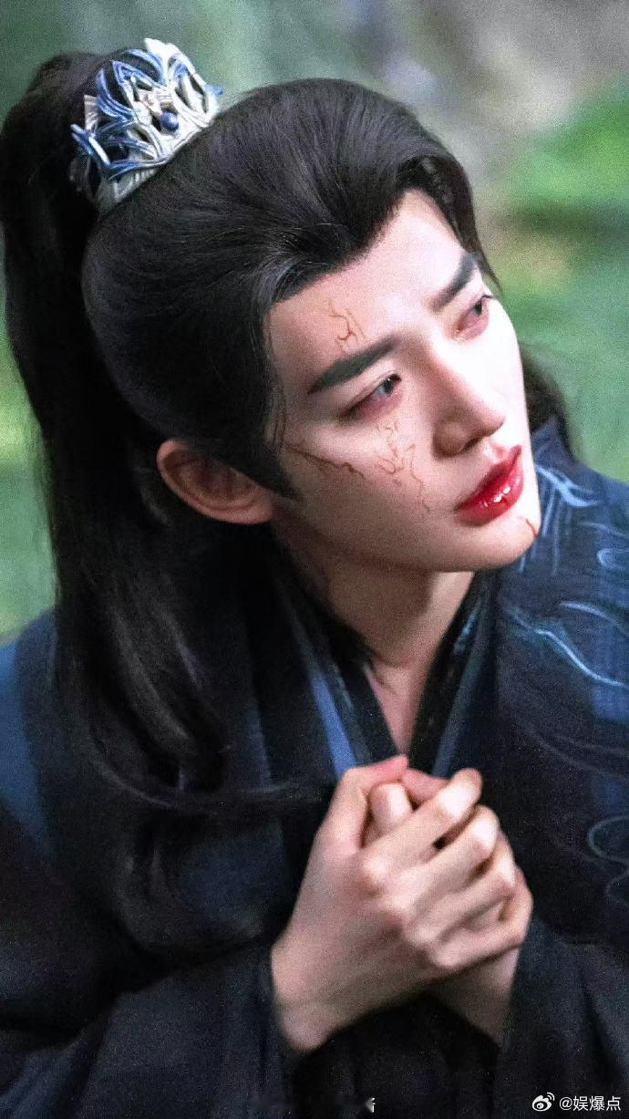 谁懂邓为这两个镜头的含金量啊  《仙台有树》里邓为的这两个镜头，真的是让我感受到