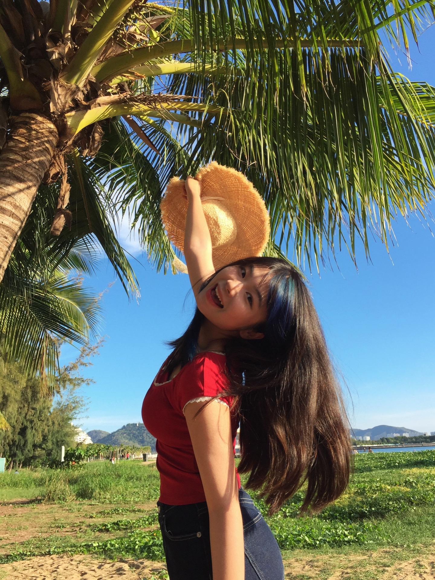 不停地记录  是为了让七十岁的我翻着照片回忆二十岁的鲜活