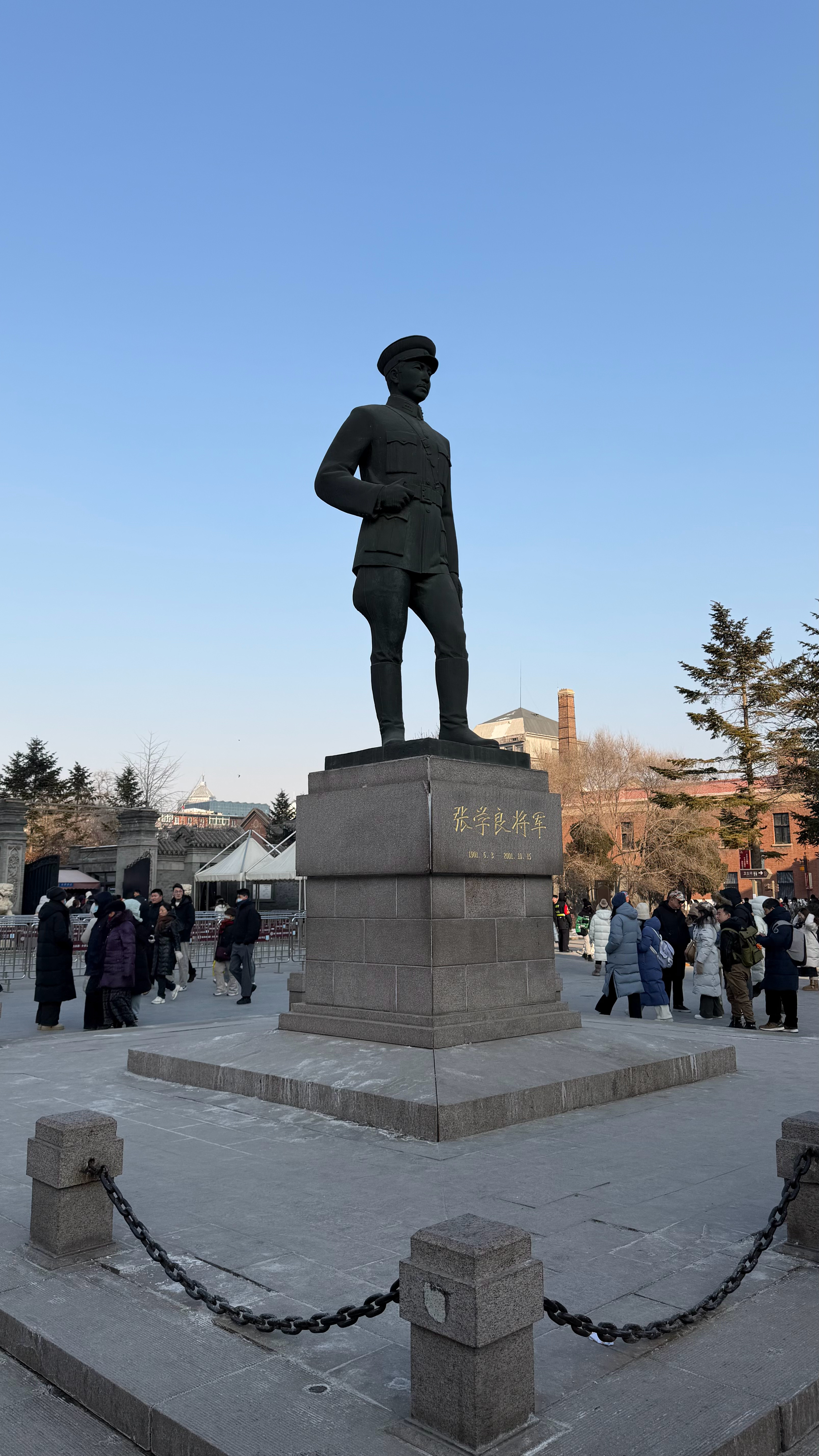 听我的，不要在节假日去张学良故居🏠大帅府本身很值得参观，无论是中式四合院还是西