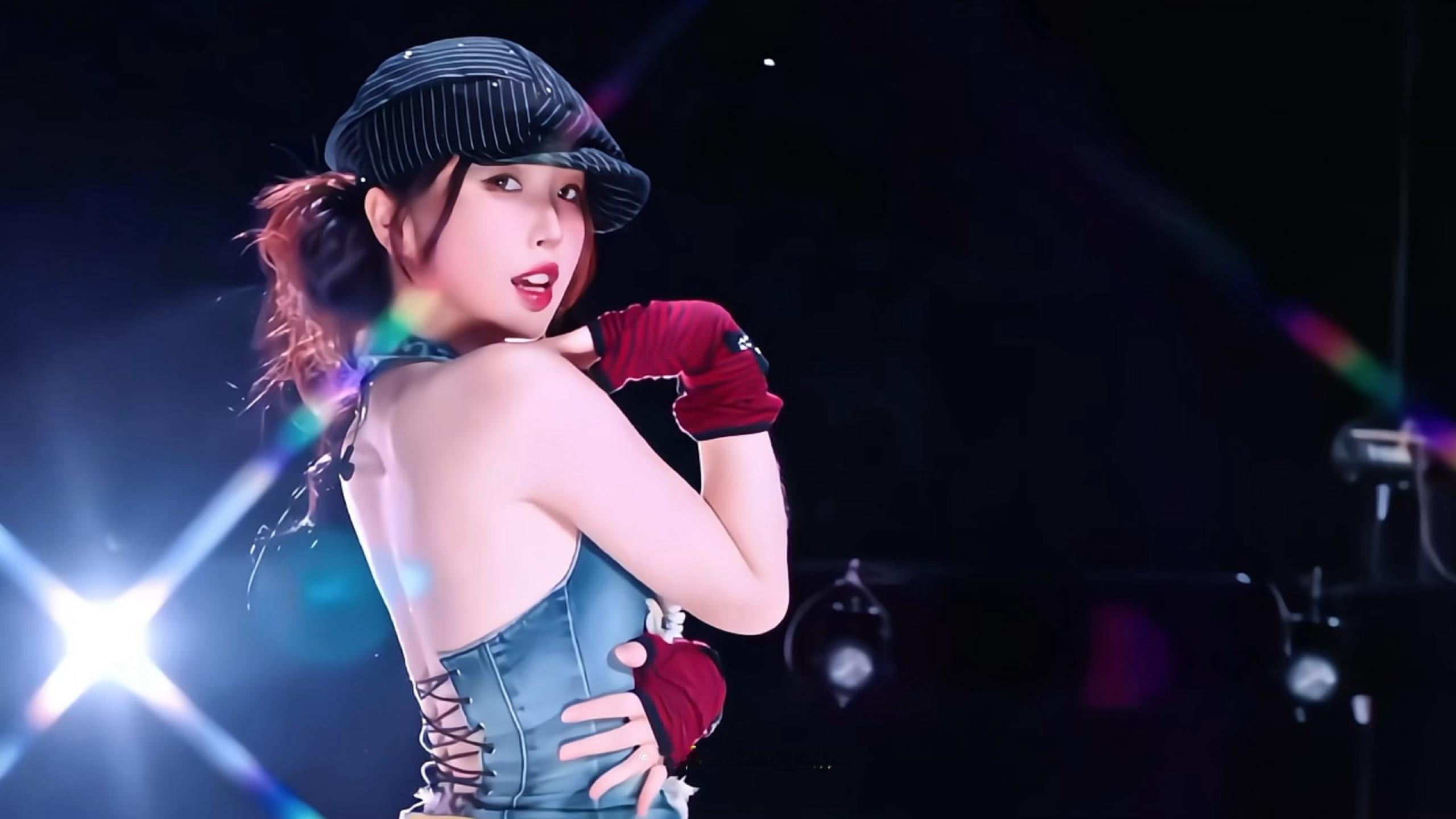 omg我家主唱大人还有dancebreak领舞虞书欣你让我夸你什么好。。 