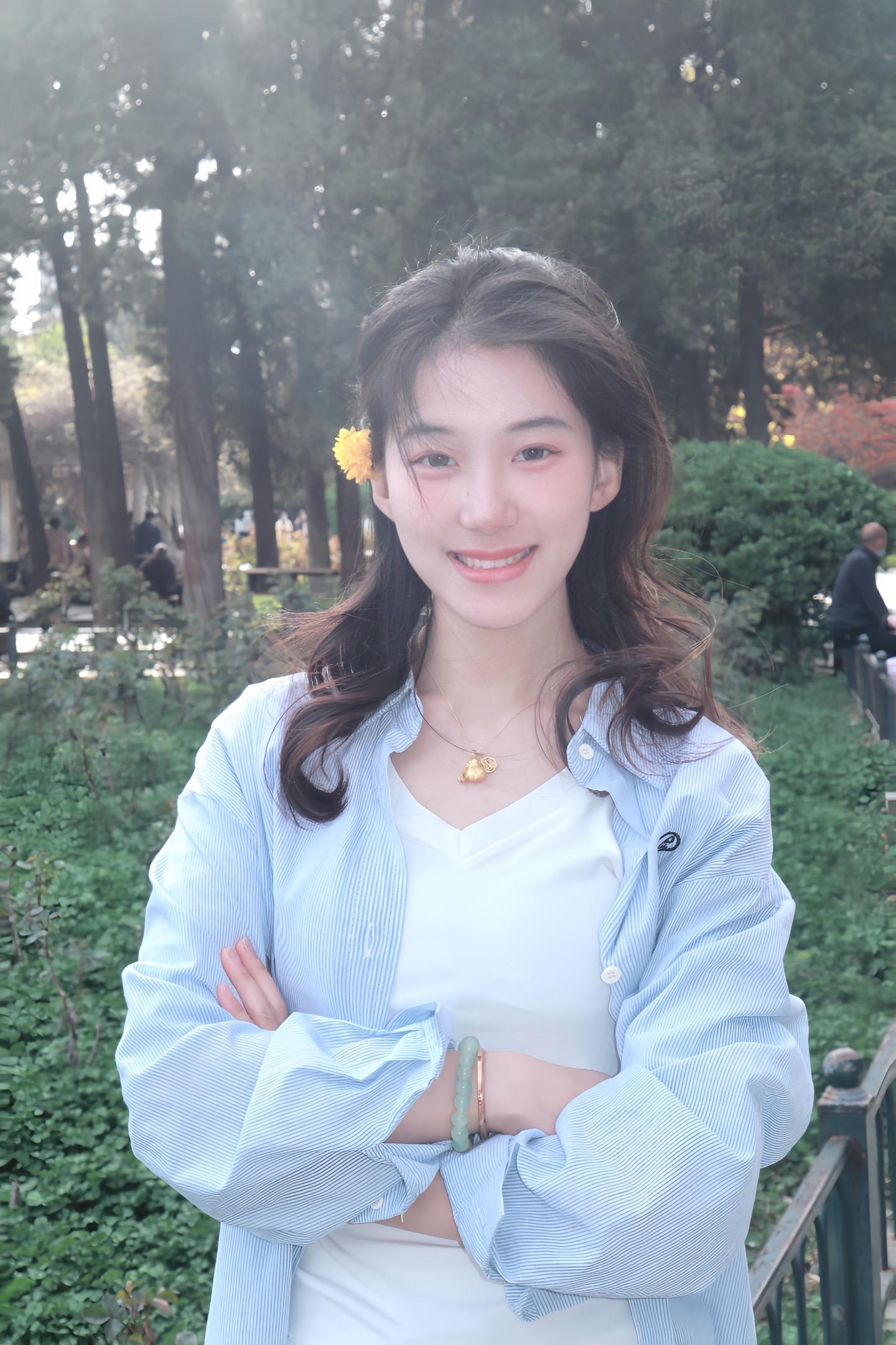 我们好像在哪儿见过。