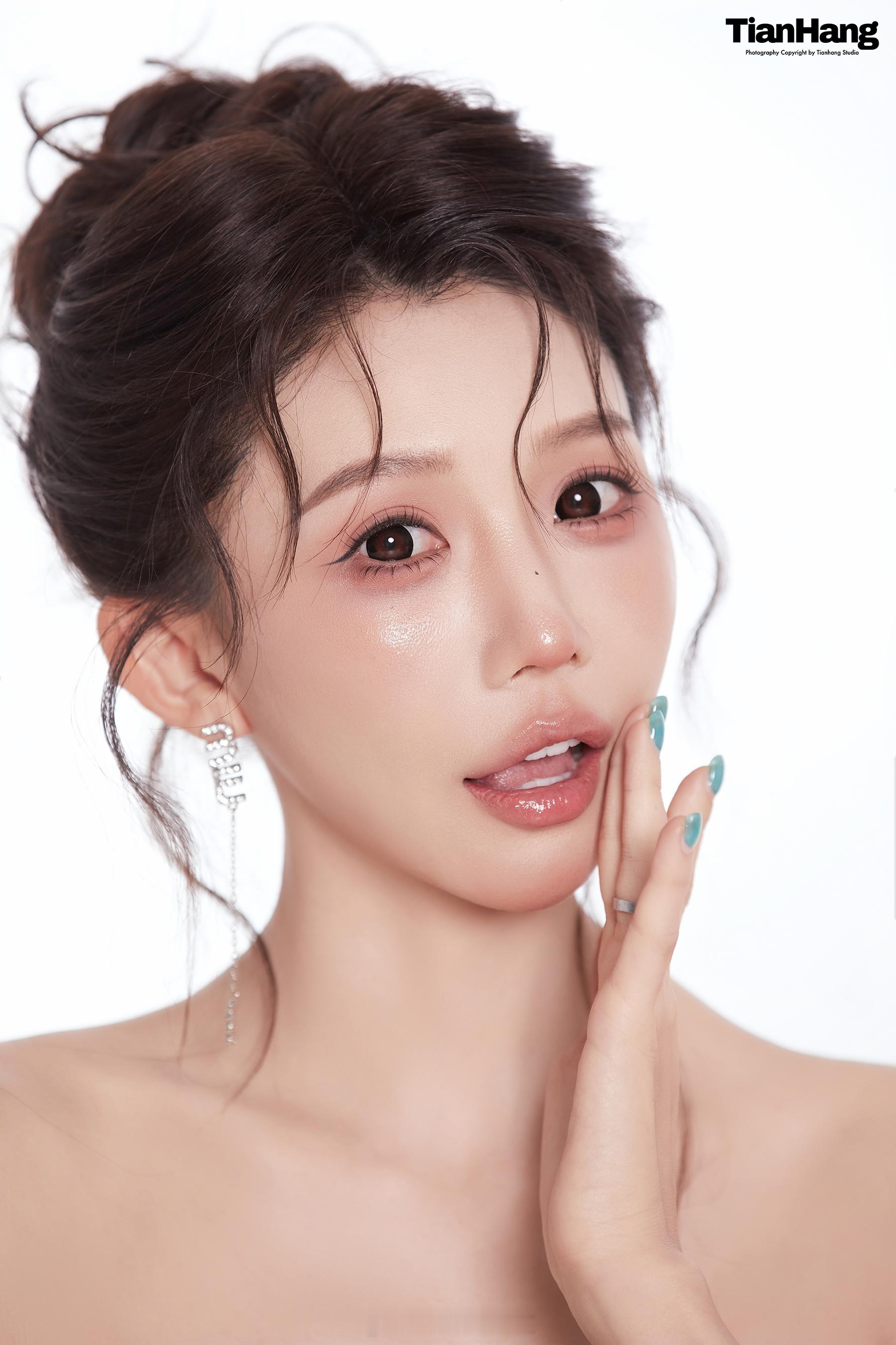 ✨棚拍客片分享新岁 新我 自带光芒💫天航工作室韩系棚拍少女心时尚韩杂天航客片