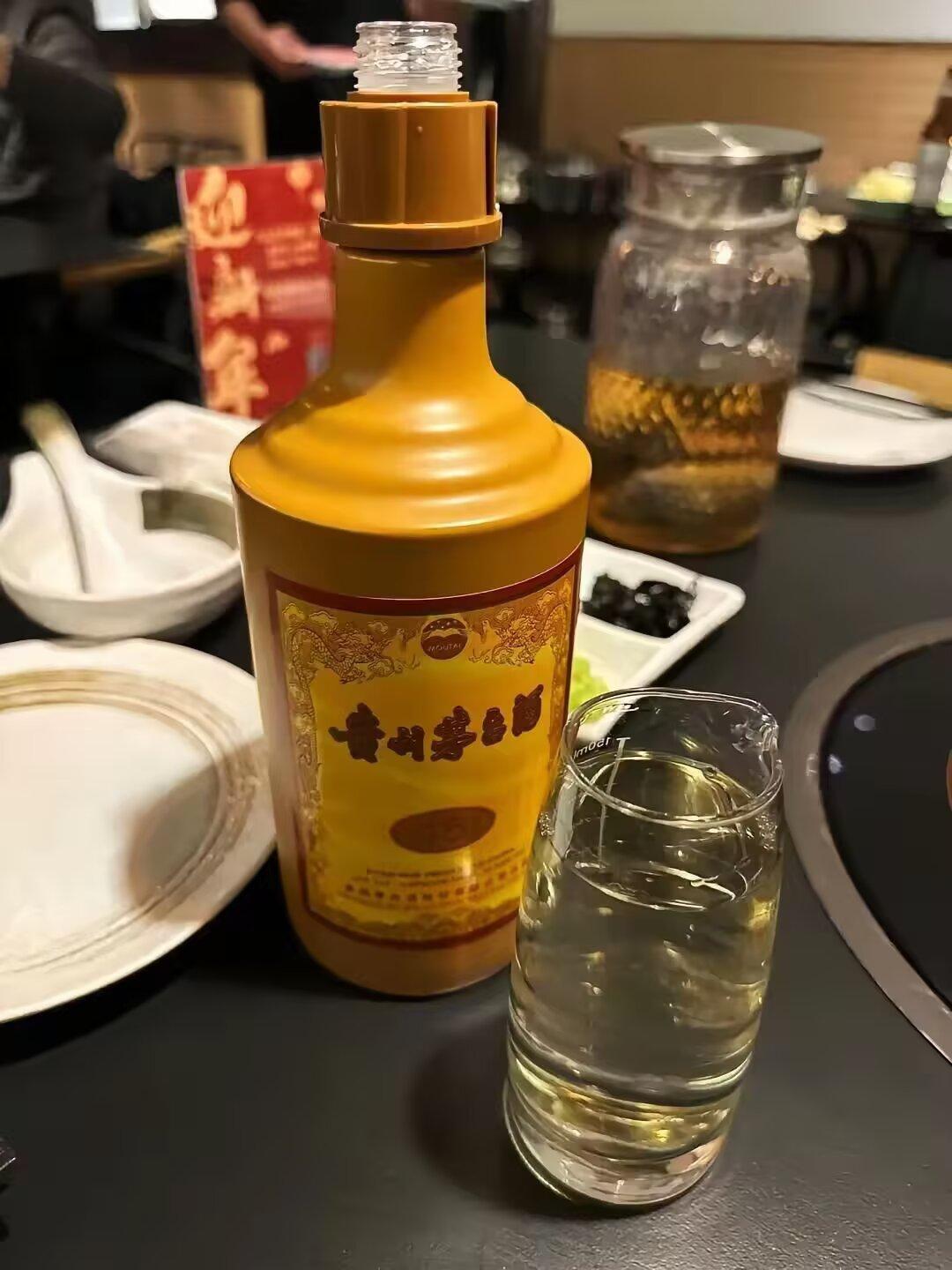 身边有很多女生都有熬夜的习惯，其实她们并非为情所困，也不是缺衣少食忧柴忧米，而是