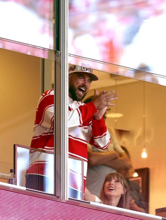 这两口子有点可爱