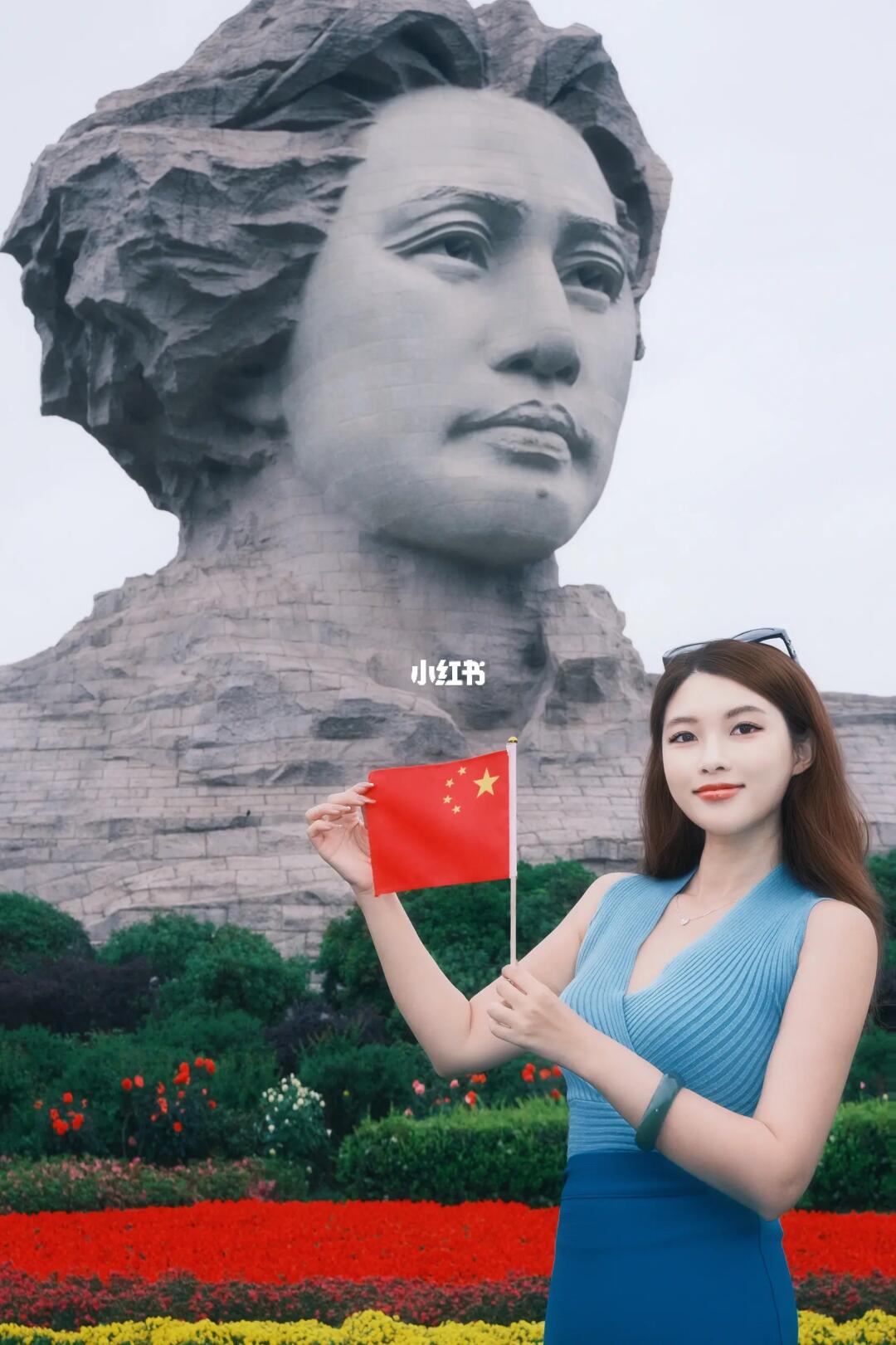 到底谁能在橘子洲头出片‼️冒雨来见偶像🥹