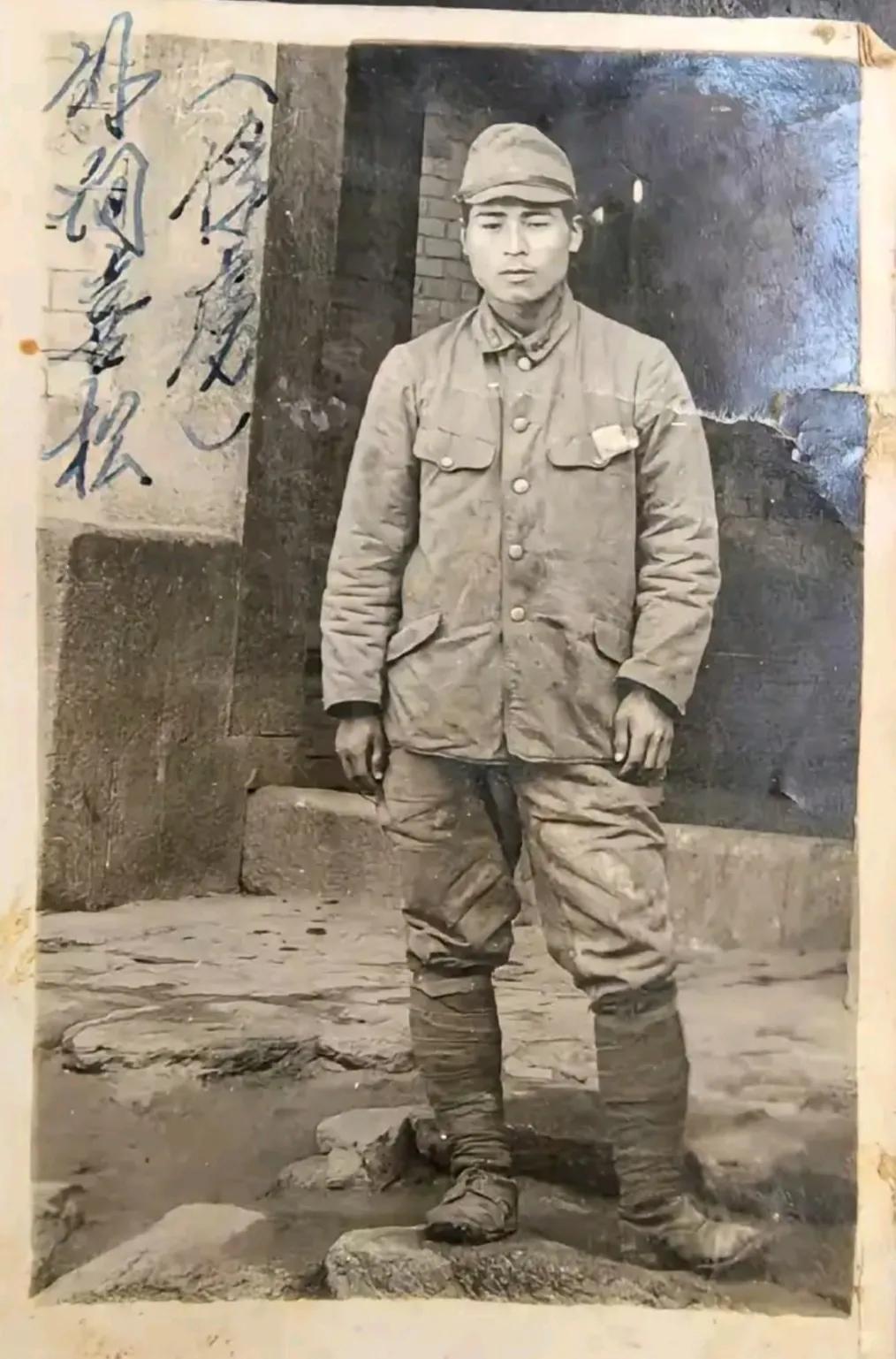 琉球在历史上长期是中国的属国，有着很深的中国情结，许多琉球人都有中国名字，因为心