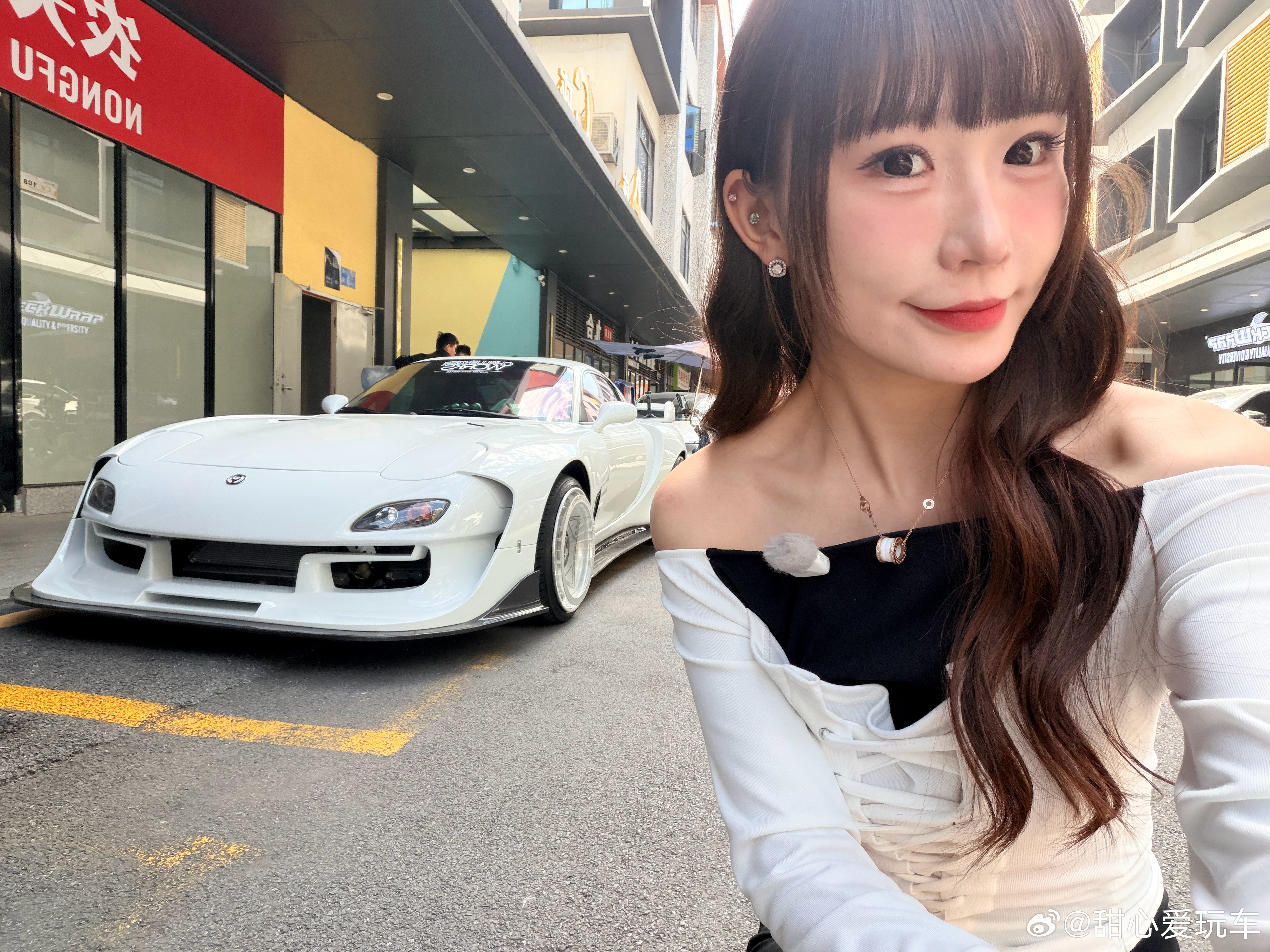 我最喜欢的车！RX7 FD！！！ 