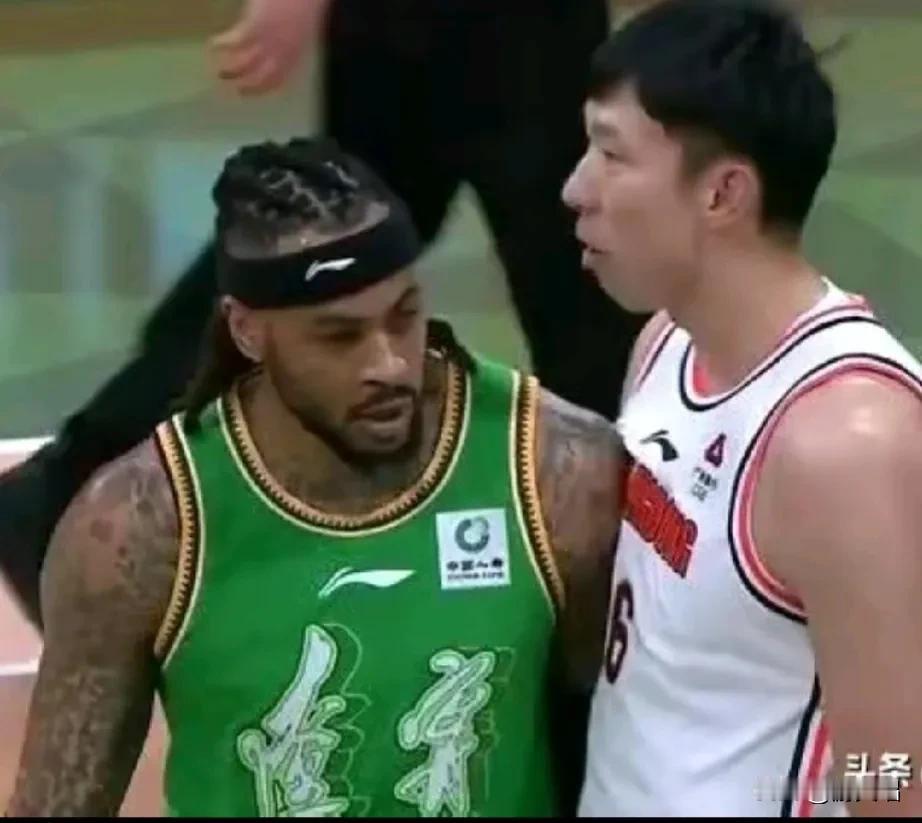 【元旦夜CBA也精彩•广东队杜锋又出新招术！】在辽宁队状态驶入正轨，主角走上前台